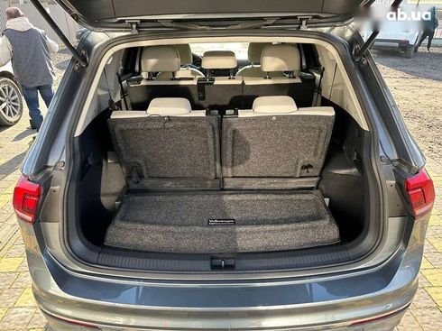 Volkswagen Tiguan 2018 - фото 24