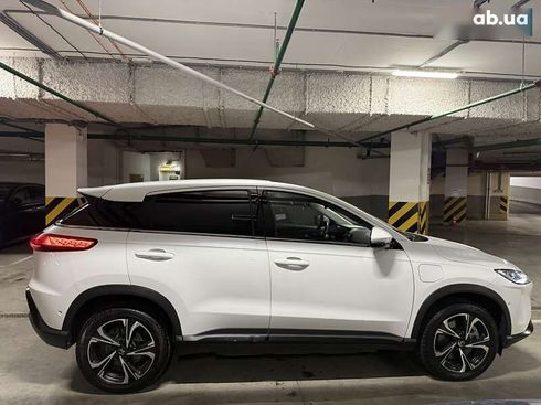 XPeng G3 2019 - фото 16