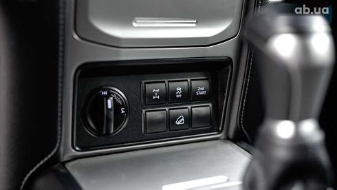 Toyota Land Cruiser Prado 2020 - фото 30
