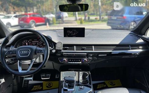 Audi Q7 2018 - фото 19