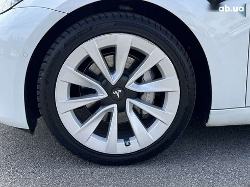 Tesla Model 3 2022 - фото 11