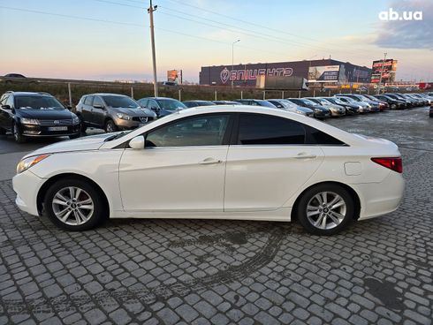 Hyundai Sonata 2013 белый - фото 6