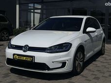 Продаж вживаних Volkswagen e-Golf 2017 року - купити на Автобазарі