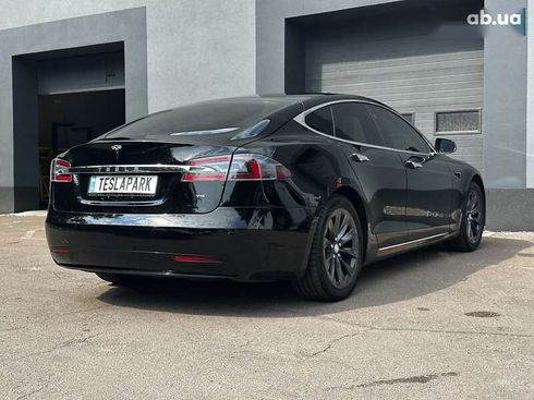 Tesla Model S 2017 - фото 10