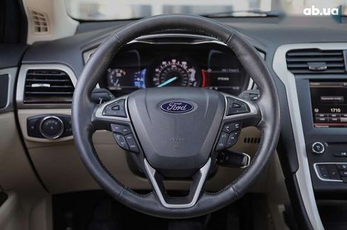 Ford Fusion 2016 - фото 12