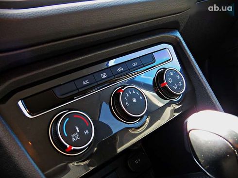 Volkswagen Tiguan 2019 - фото 12