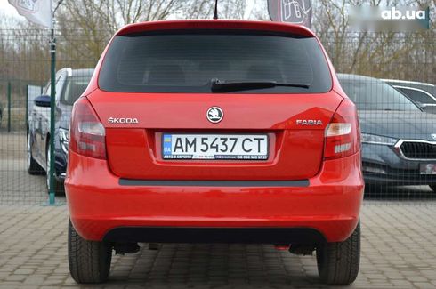 Skoda Fabia 2014 - фото 18