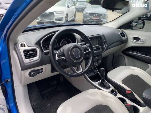 Jeep Compass 2017 - фото 11
