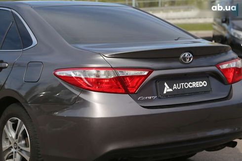 Toyota Camry 2015 - фото 8