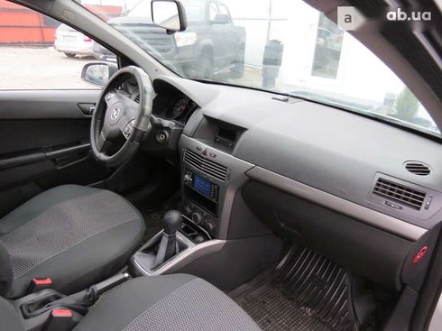 Opel Astra 2006 - фото 14