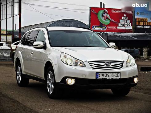 Subaru Outback 2011 - фото 2