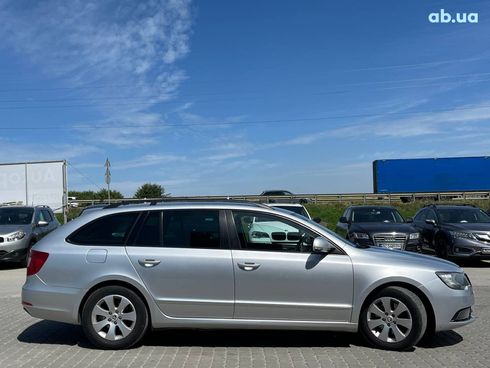 Skoda Superb 2013 серый - фото 6