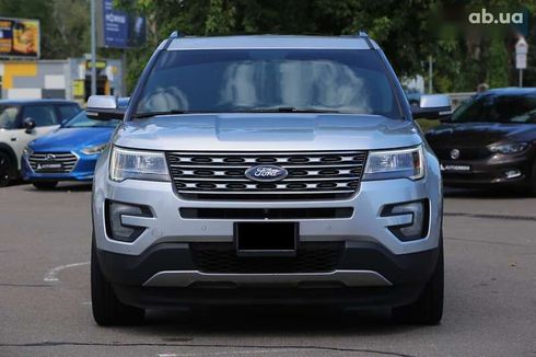 Ford Explorer 2017 - фото 2