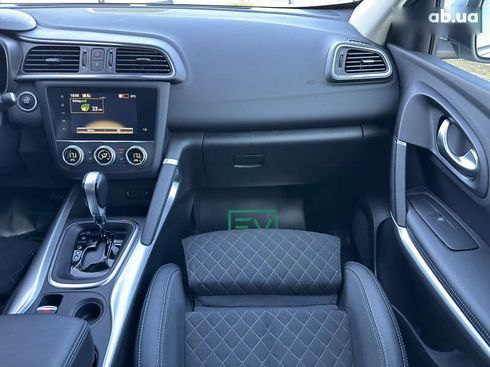 Renault Kadjar 2019 - фото 25