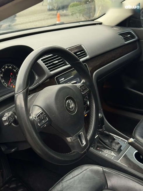 Volkswagen Passat 2013 - фото 9