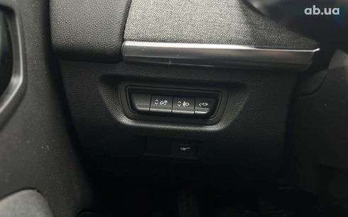 Renault Zoe 2020 - фото 11