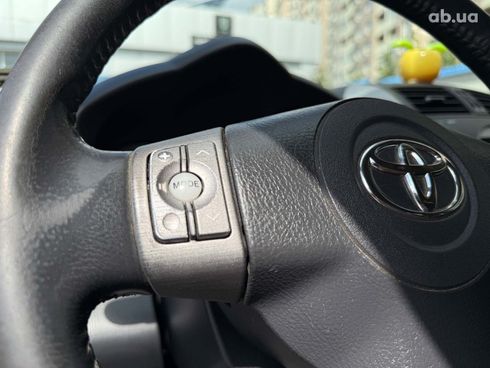 Toyota RAV4 2007 серый - фото 29