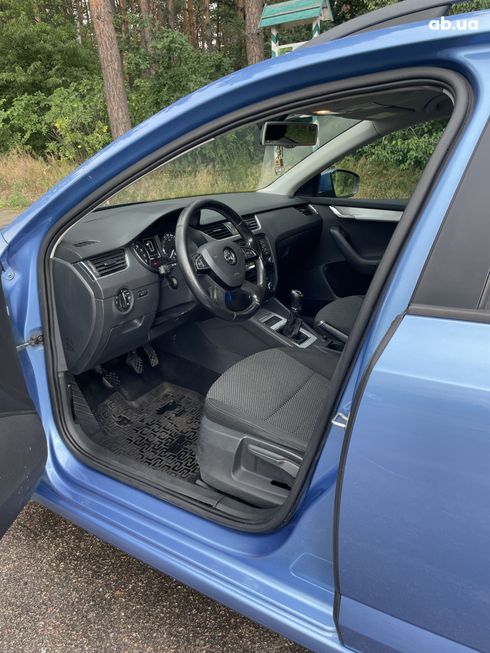 Skoda Octavia 2014 голубой - фото 8