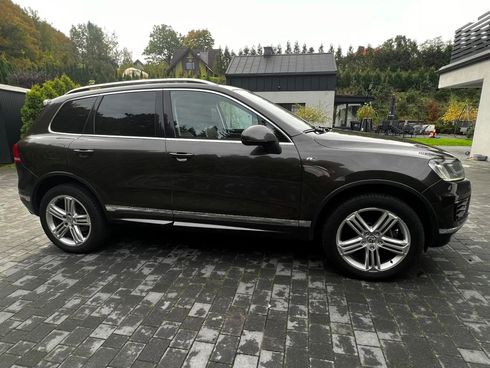 Volkswagen Touareg 2015 коричневый - фото 6