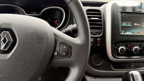 Renault Trafic 2020 - фото 28