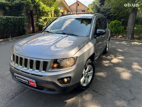Jeep Compass 2016 серый - фото 2