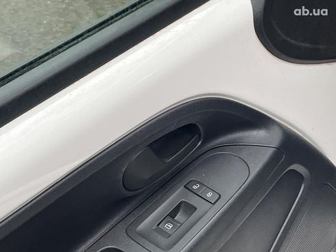 Skoda Citigo 2013 белый - фото 23