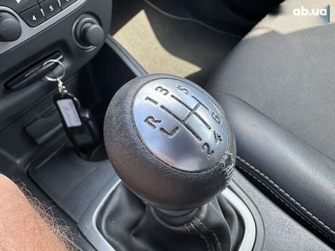 Renault Fluence 2011 - фото 28