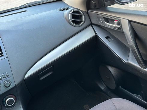 Mazda 3 2012 черный - фото 35