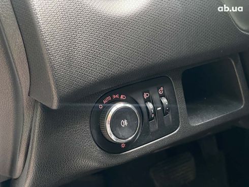 Opel Meriva 2013 белый - фото 17