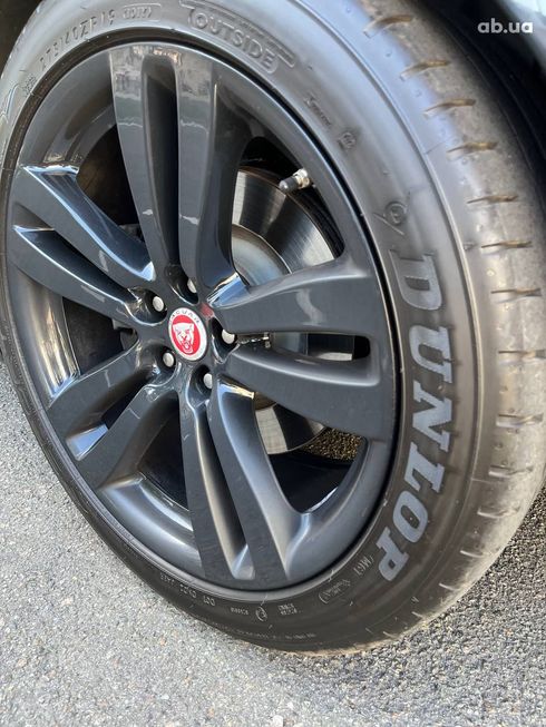 Jaguar XJ 2016 - фото 19