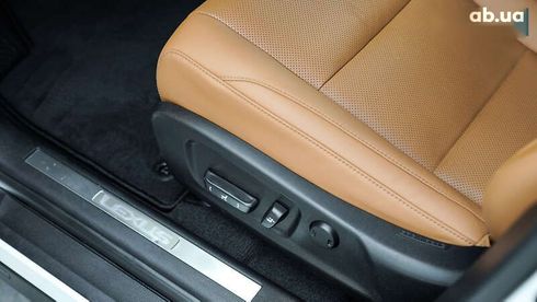 Lexus RX 2021 - фото 17