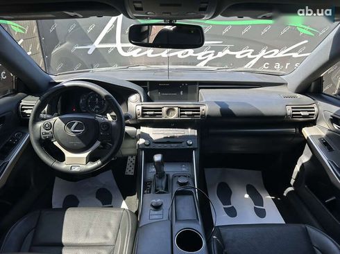 Lexus IS 2015 - фото 13