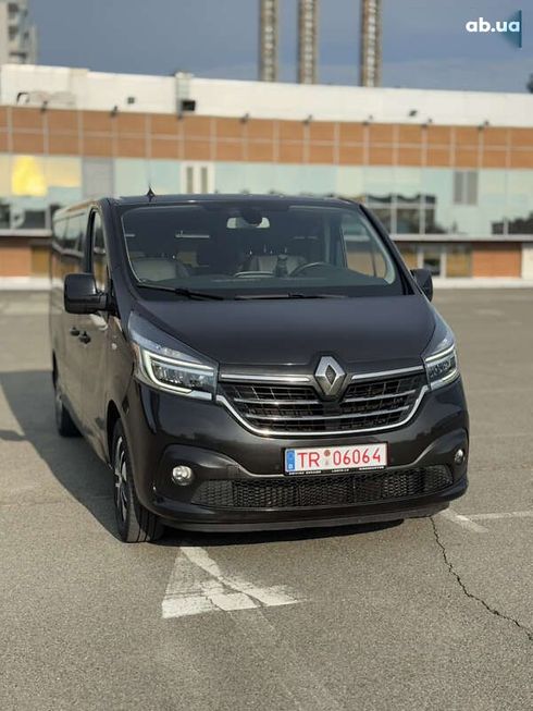 Renault Trafic 2019 - фото 2