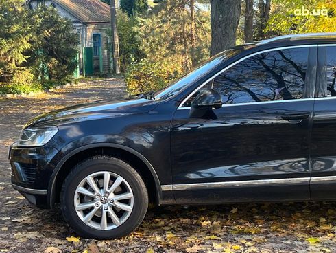 Volkswagen Touareg 2014 черный - фото 6