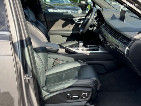 Audi Q7 2017 серый - фото 33