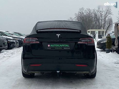 Tesla Model X 2020 - фото 13
