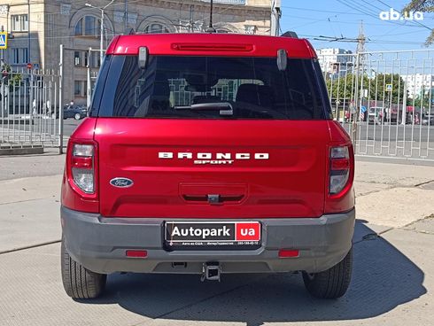 Ford Bronco 2021 красный - фото 7