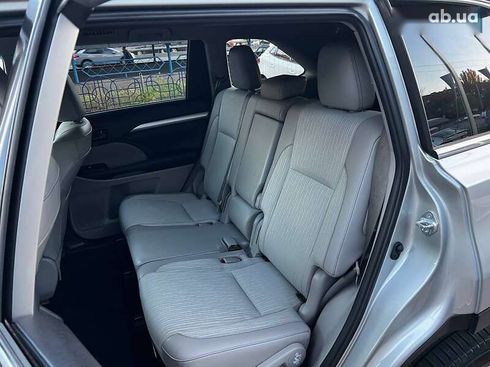 Toyota Highlander 2019 - фото 12