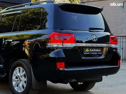 Toyota Land Cruiser 2019 - фото 21
