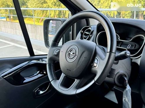 Opel Vivaro 2017 - фото 16