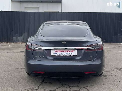 Tesla Model S 2018 - фото 7