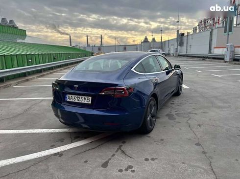 Tesla Model 3 2019 - фото 14