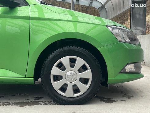 Skoda Fabia 2016 зеленый - фото 8