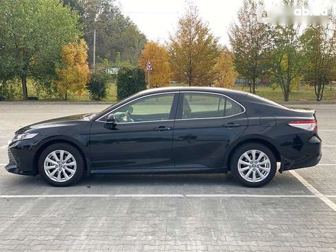 Toyota Camry 2020 - фото 5