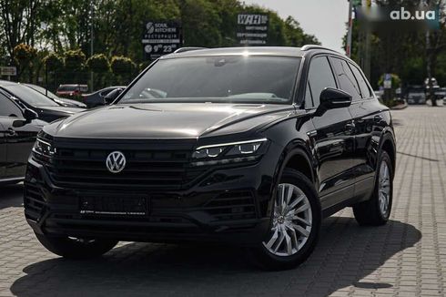 Volkswagen Touareg 2018 - фото 3