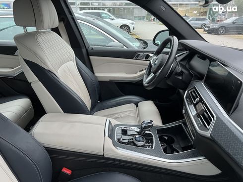 BMW X5 2022 - фото 24