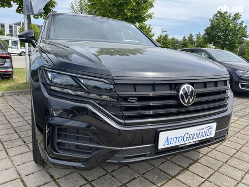 Volkswagen Touareg 2023 - фото 8