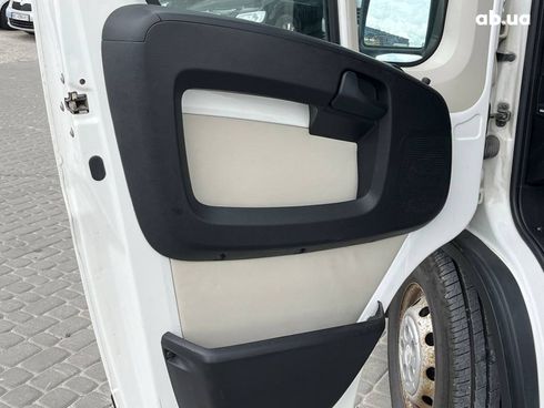 Citroёn Jumpy 2019 белый - фото 23