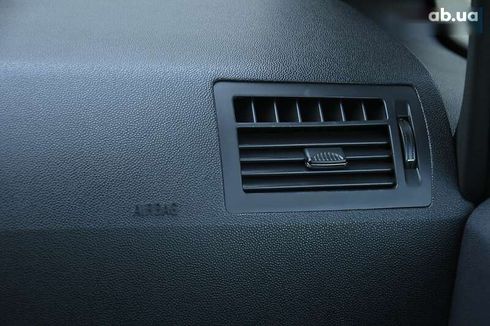 Opel Zafira 2010 - фото 26