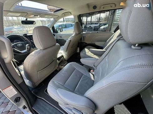 Toyota Sienna 2015 - фото 21